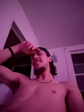 Snapshot of charmingHWC chatting on 12.26.24 charmingHWC online show from 12.26.24