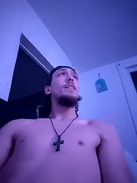 Snapshot of charmingHWC chatting on 12.27.24 charmingHWC online show from 12.27.24