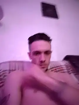 Snapshot of charmingHWC chatting on 01.19.25 charmingHWC online show from 01.19.25