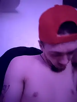 Snapshot of charmingHWC chatting on 02.01.25 charmingHWC online show from 02.01.25