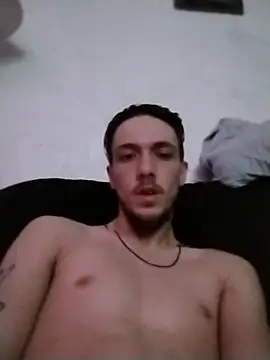 Snapshot of charmingHWC chatting on 02.06.25 charmingHWC online show from 02.06.25