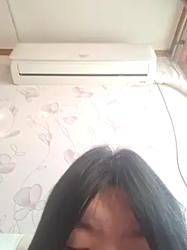 Snapshot of Lee0613 chatting on 12.24.24 Lee0613 online show from 12.24.24