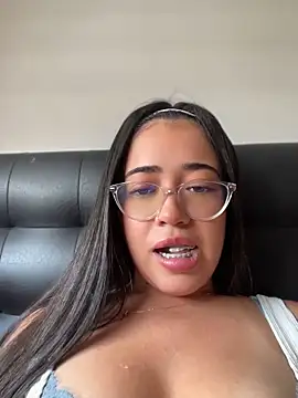 Snapshot of Liam_OH chatting on 04.12.26 Liam OH online show from 04.12.26