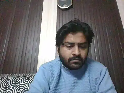 Snapshot of indihotguy chatting on 01.15.25 indihotguy online show from 01.15.25