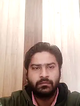 Snapshot of indihotguy chatting on 01.21.25 indihotguy online show from 01.21.25