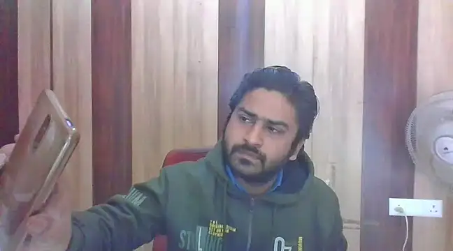 Snapshot of indihotguy chatting on 01.22.25 indihotguy online show from 01.22.25