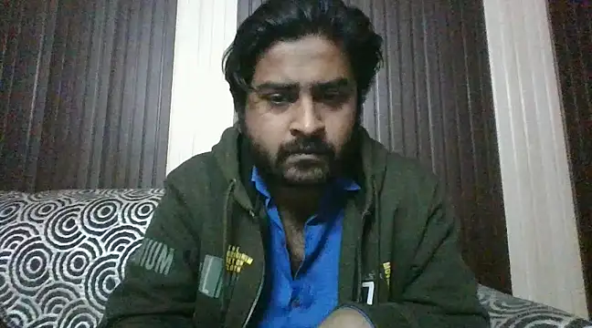 Snapshot of indihotguy chatting on 01.23.25 indihotguy online show from 01.23.25