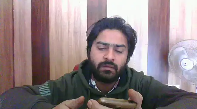 Snapshot of indihotguy chatting on 02.01.25 indihotguy online show from 02.01.25