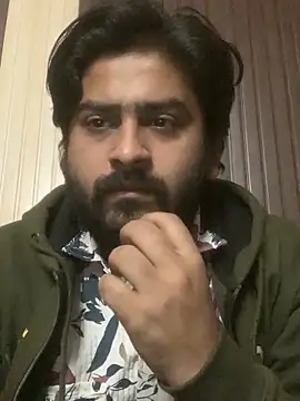 Snapshot of indihotguy chatting on 02.01.25 indihotguy online show from 02.01.25