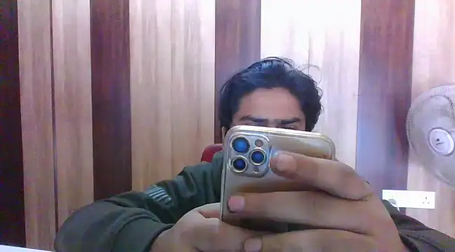 Snapshot of indihotguy chatting on 02.06.25 indihotguy online show from 02.06.25