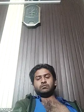 Snapshot of indihotguy chatting on 02.17.25 indihotguy online show from 02.17.25