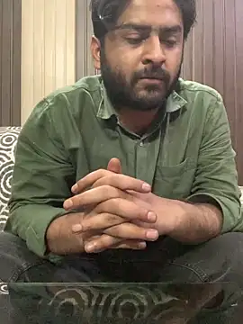 Snapshot of indihotguy chatting on 03.16.25 indihotguy online show from 03.16.25