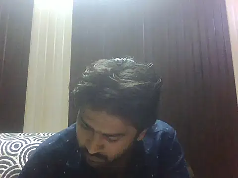 Snapshot of indihotguy chatting on 09.18.25 indihotguy online show from 09.18.25