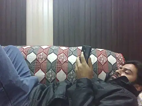 indihotguy online show from 12.04.25