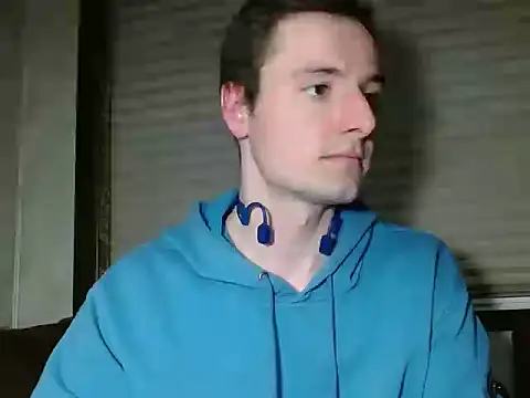 Snapshot of feelingverynaughty chatting on 03.17.26 feelingverynaughty online show from 03.17.26