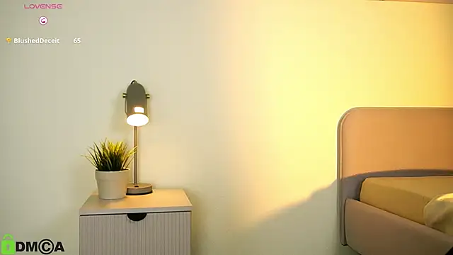 LittleOriana online show from 02.01.25