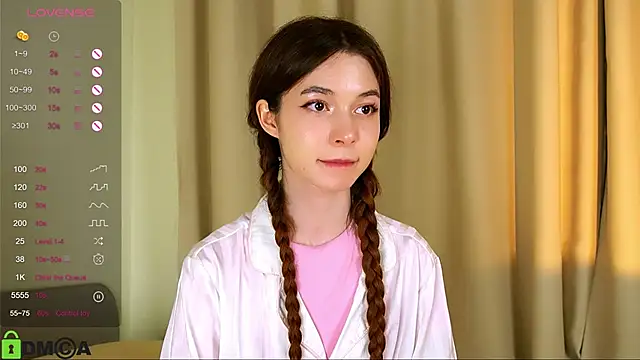 LittleOriana online show from 02.10.25