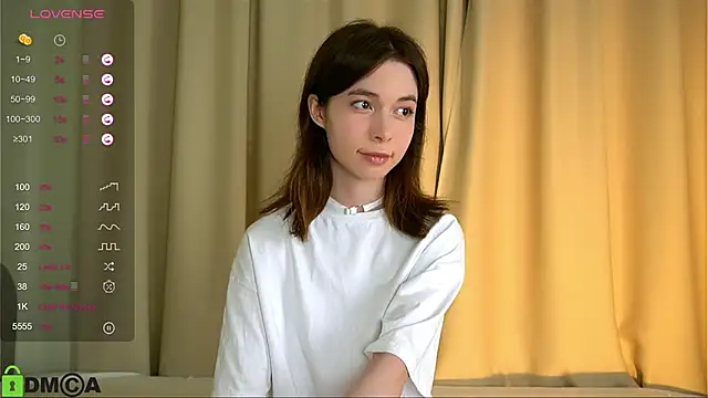 LittleOriana online show from 02.23.25