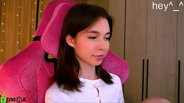 LittleOriana online show from 03.07.25