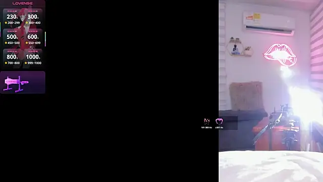 Maria Jones  online show from 01.08.26