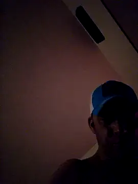 Snapshot of hotemberly_jake chatting on 11.22.25 hotemberly jake online show from 11.22.25