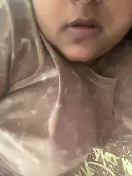 queen pari online show from 02.08.25