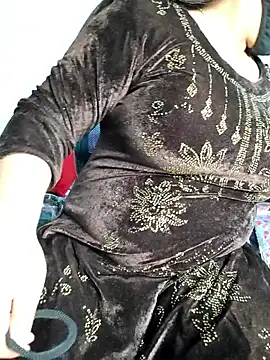 tanvihot2 online show from 11.22.25