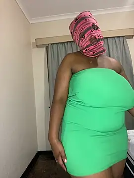 Snapshot of BigS234 chatting on 12.26.24 BigS234 online show from 12.26.24