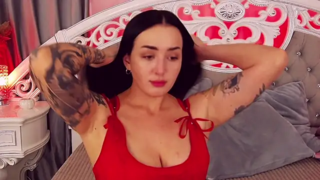 KimKhallifa online show from 03.16.25