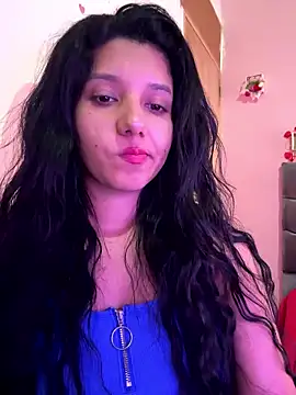 Snapshot of emmariders2 chatting on 11.12.25 emmariders2 online show from 11.12.25