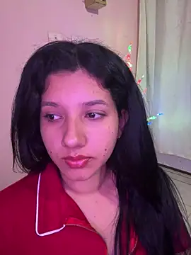 Snapshot of emmariders2 chatting on 12.02.25 emmariders2 online show from 12.02.25