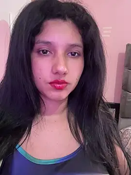 Snapshot of emmariders2 chatting on 12.15.25 emmariders2 online show from 12.15.25