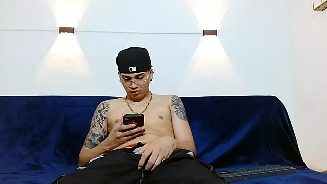 Br4ndxpimm online show from 11.10.25