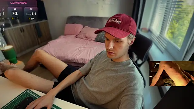 Leonnextdoor online show from 06.05.26