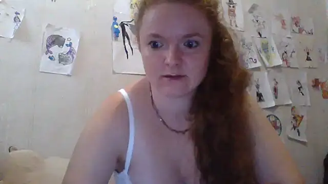 Snapshot of Rae_Jeannie chatting on 10.04.25 Rae Jeannie online show from 10.04.25