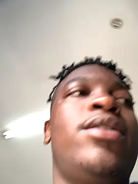 Snapshot of Redfucks333 chatting on 11.08.25 Redfucks333 online show from 11.08.25