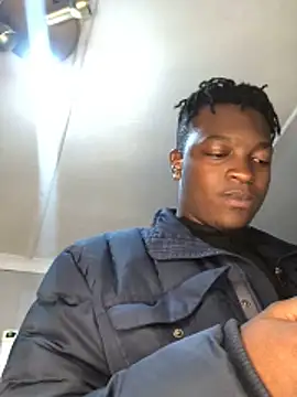 Snapshot of Redfucks333 chatting on 11.17.25 Redfucks333 online show from 11.17.25