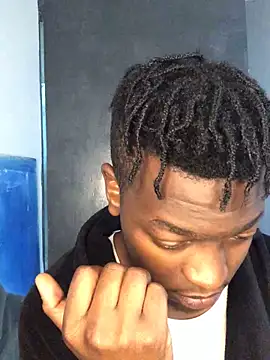 Snapshot of Redfucks333 chatting on 11.18.25 Redfucks333 online show from 11.18.25