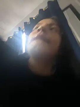 Ninabrunette18 online show from 01.28.25