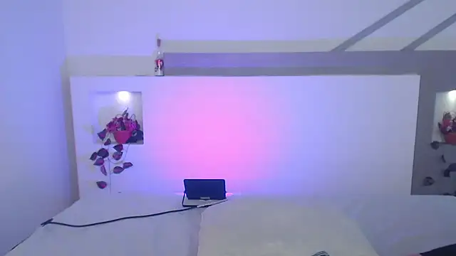 VenusEvans1 online show from 03.15.25