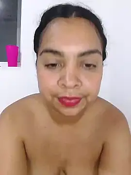 Brendabluee online show from 01.06.25