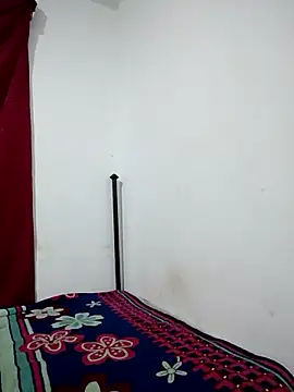 Brendabluee online show from 10.14.25