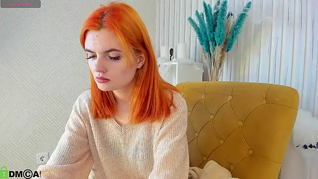 Snapshot of CharlotteMitchell chatting on 10.26.25 CharlotteMitchell online show from 10.26.25