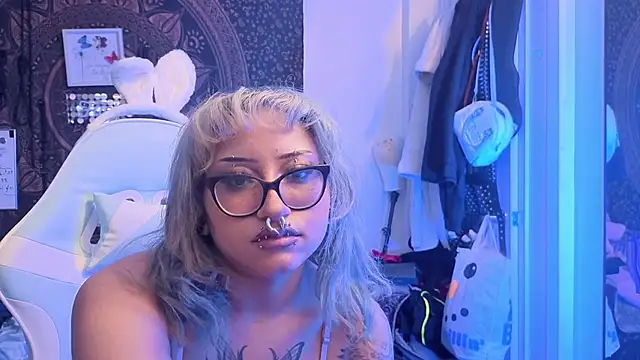 deluxxxeblu online show from 01.19.26