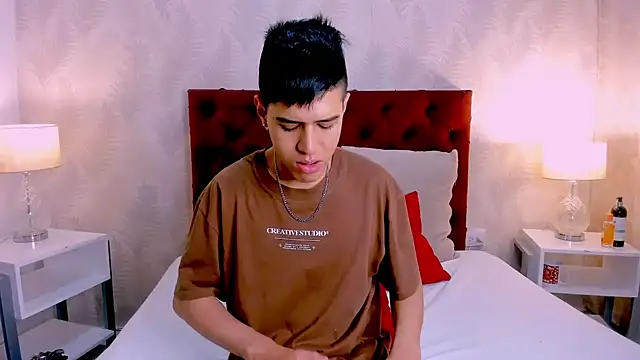 Angel Khouri online show from 02.04.25