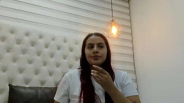 Snapshot of DAVID_VICTORIAA chatting on 10.10.25 DAVID VICTORIAA online show from 10.10.25