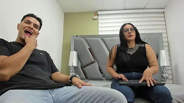DAVID VICTORIAA online show from 05.15.26