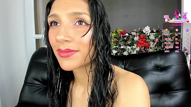 Snapshot of miss___evangeline chatting on 03.07.25 miss evangeline online show from 03.07.25