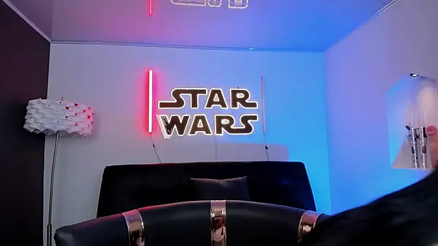 Snapshot of miss___evangeline chatting on 12.15.25 miss evangeline online show from 12.15.25