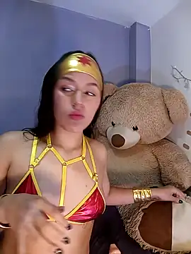 Snapshot of Danni_shy chatting on 02.04.25 Danni shy online show from 02.04.25